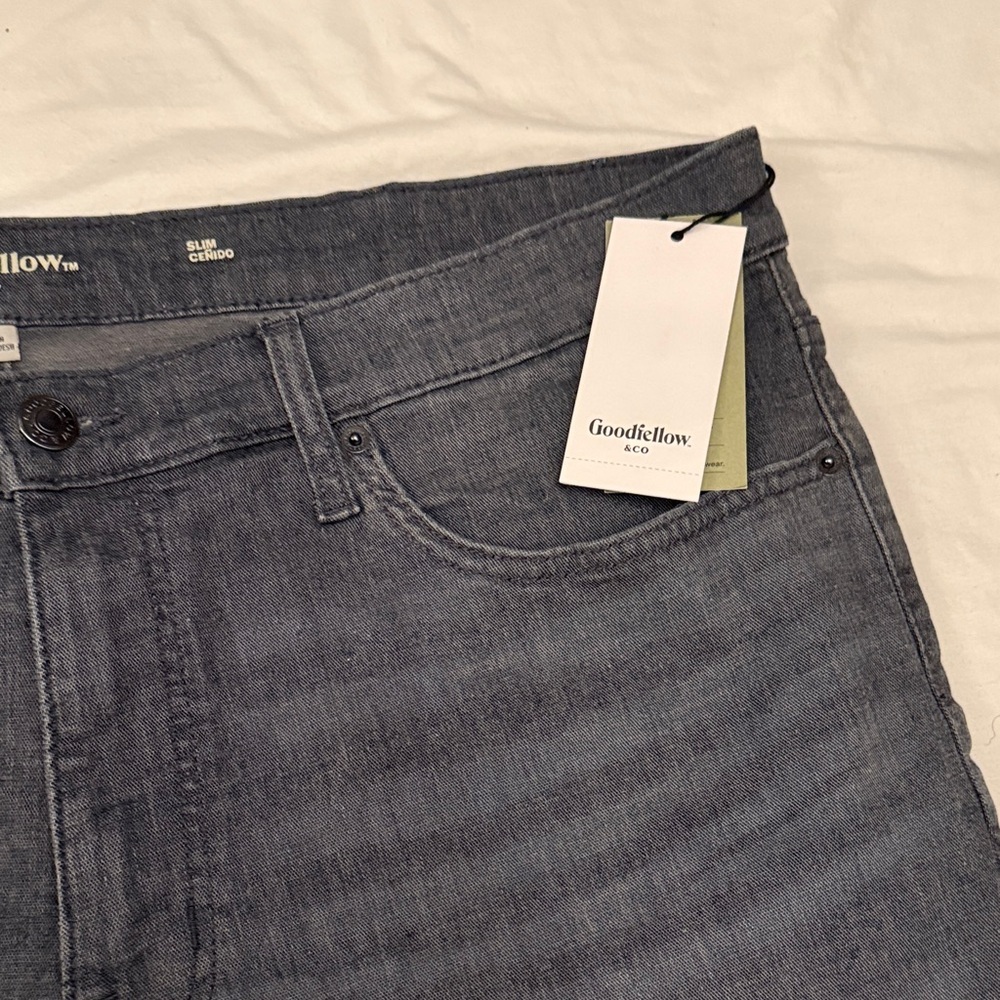 Goodfellow & Co Men's Charcoal Jean Shorts - Picture 4 of 7